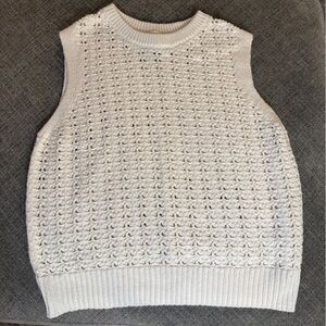 Women’s sweater vest